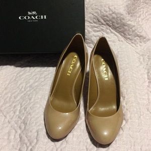 Coach Roni Patten Leather Wedges size 7M